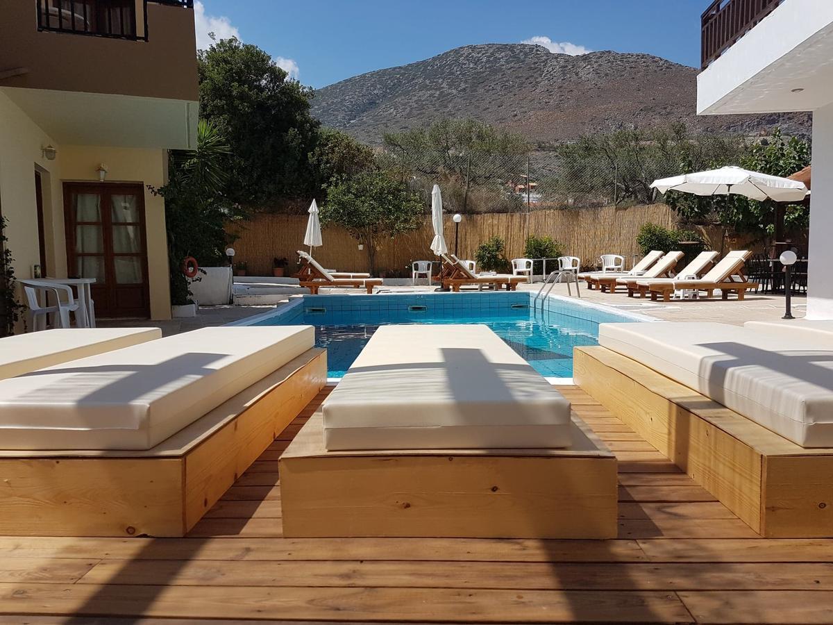 Sirocco Apartments Hersonissos  Dış mekan fotoğraf