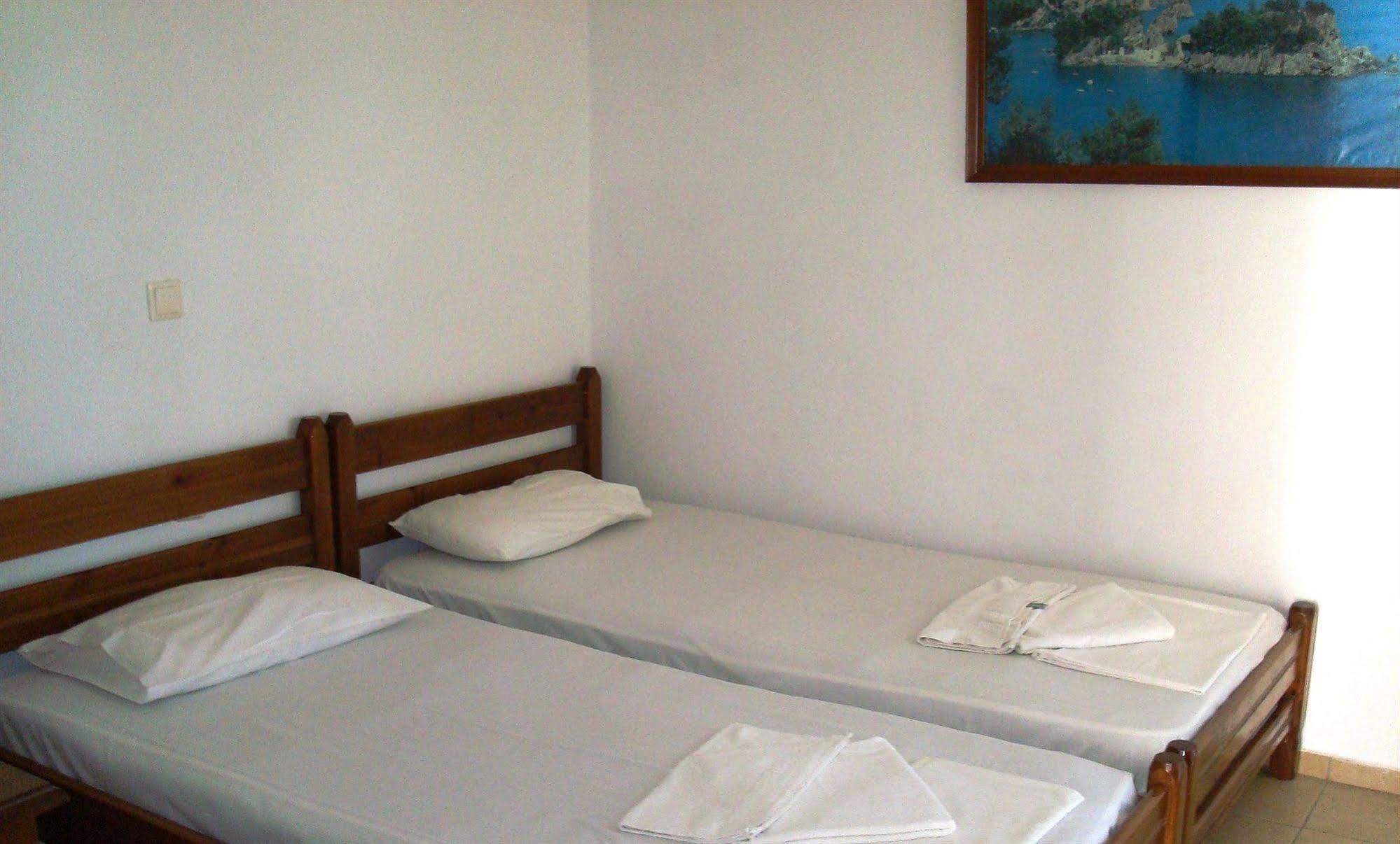 Sirocco Apartments Hersonissos  Dış mekan fotoğraf